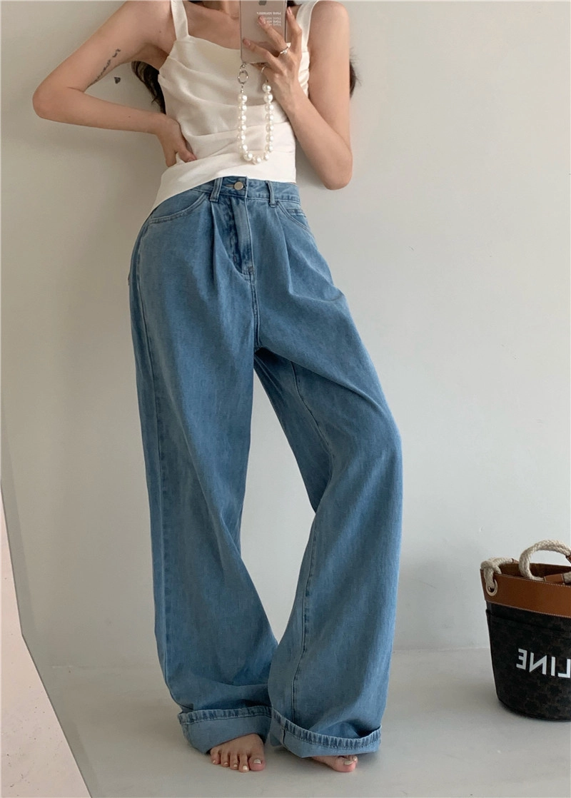 8/22迄大幅値下げ！JENNIE着用　  デニム Blue Straight Cut Jeans | Jennie - BlackPink - Fashion Chingu