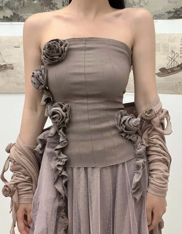Brown Flower Embellished Tube Top | Jennie - BlackPink