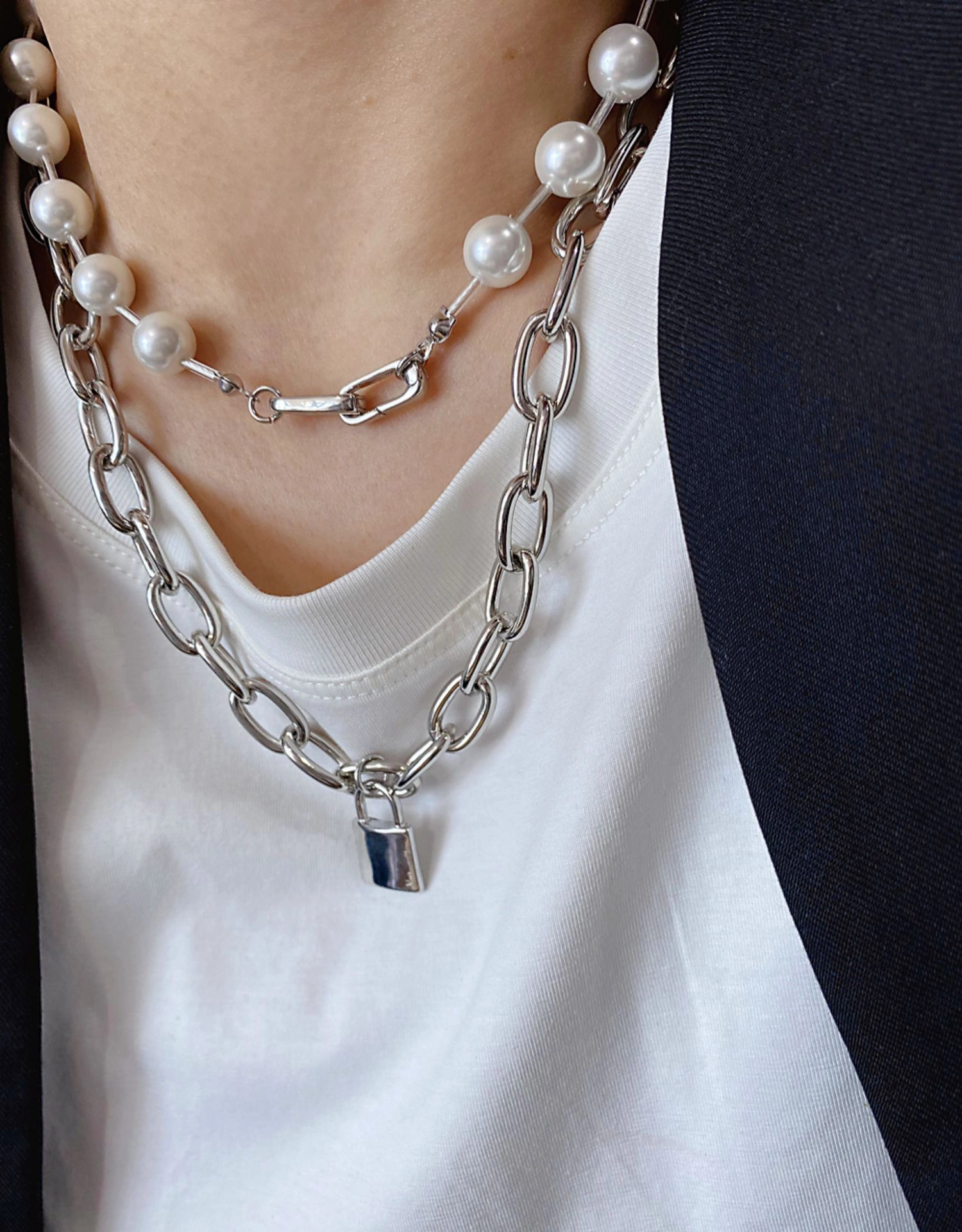 Lavish'e★BTS JIMIN着用Melting Stone Pearl Vintage Necklace Silver Chain And Pearl Padlock Necklace | Jimin - BTS