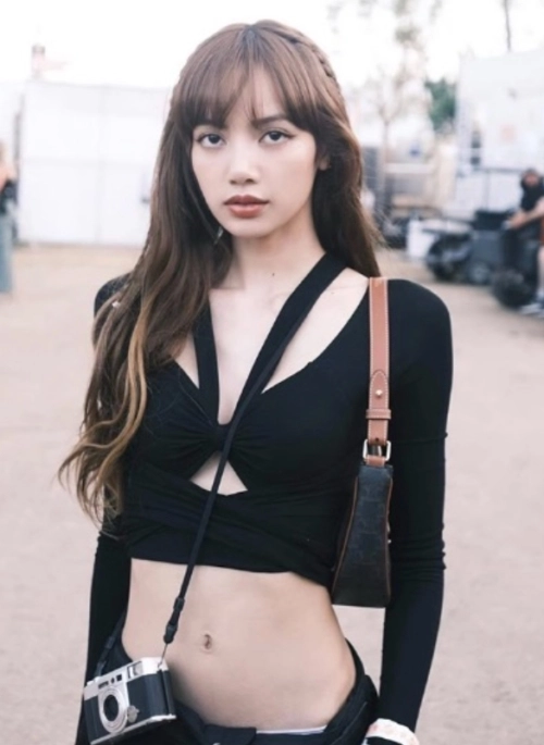 BlackPink Street Fashion - Fashion Chingu