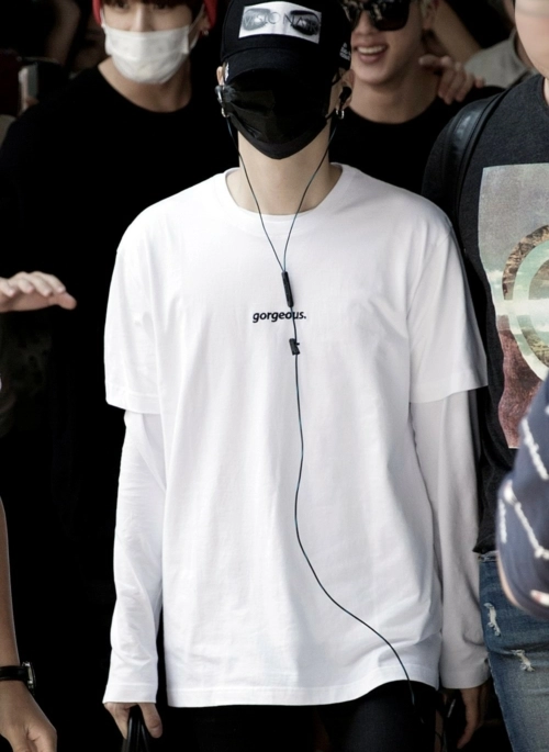 Blue Stripes Crewneck T-Shirt | Suga - BTS - Fashion Chingu