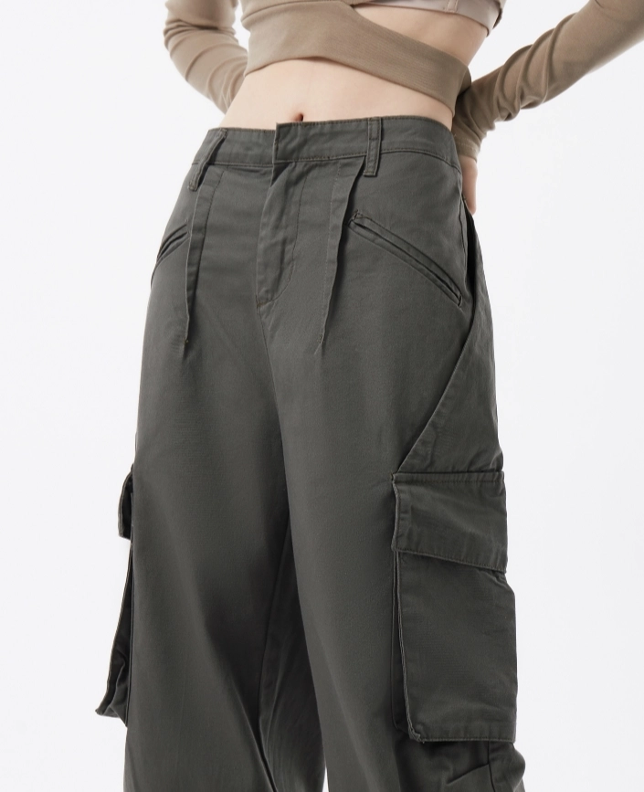 Grey Pleated Cargo Pants | Momo - Twice - Fashion Chingu