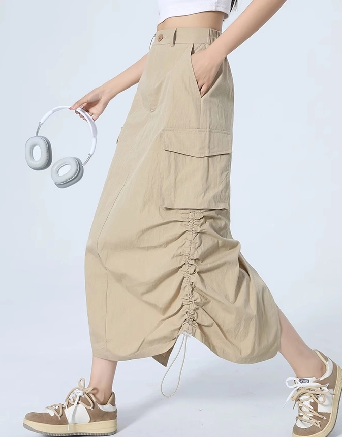 Beige Drawstring Cargo Skirt | Sullyoon - NMIXX - Fashion Chingu
