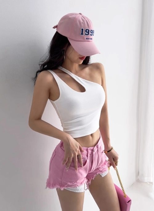 ★SETUP-EXE★STRING HALTER NECK TOP / WHITE★韓国送料込 セール】【SETUP‐EXE】LACE OFF- SHOULDER TOP（Tシャツ