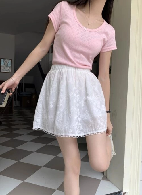 Black Pleated Mini Skirt | Jisoo - BlackPink - Fashion Chingu