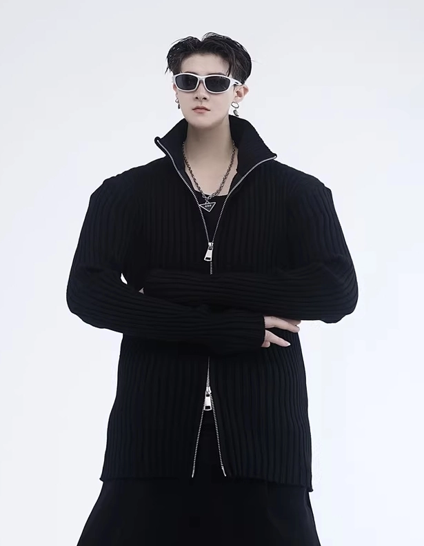 Black Two-Way Zipper Cardigan | Yeonjun - TXT - Fashion Chingu
