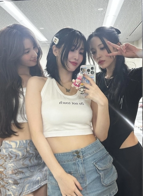 Blue Abstract Pattern Lace-Up Denim Skirt | Sana - Twice