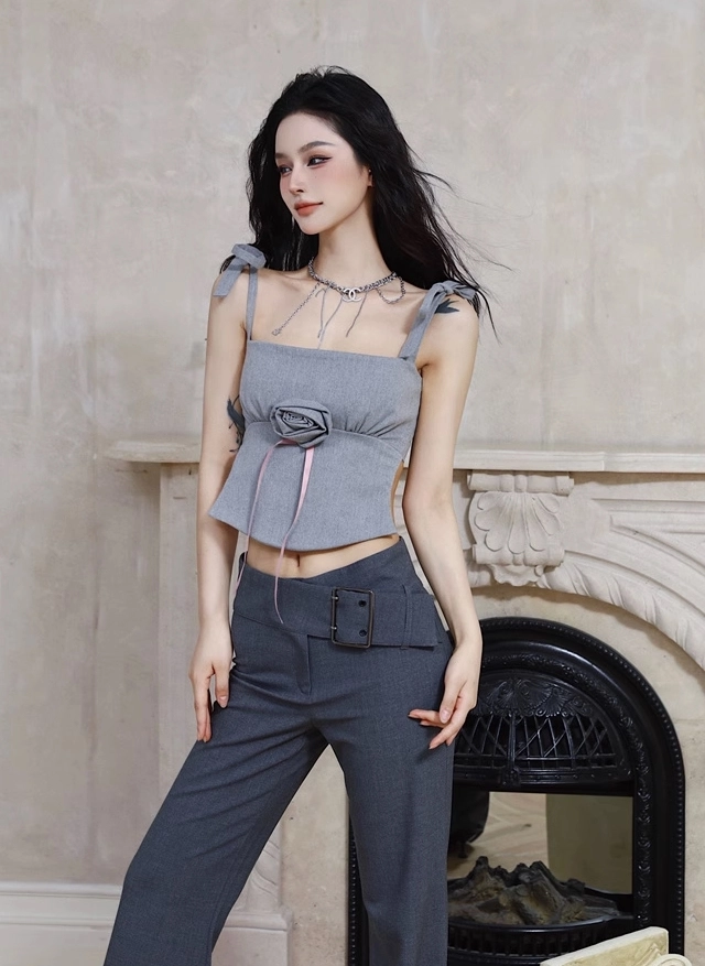 【newjeans daniel wear】Theopenproductトップス newjeans daniel wear】Theopenproductトップス