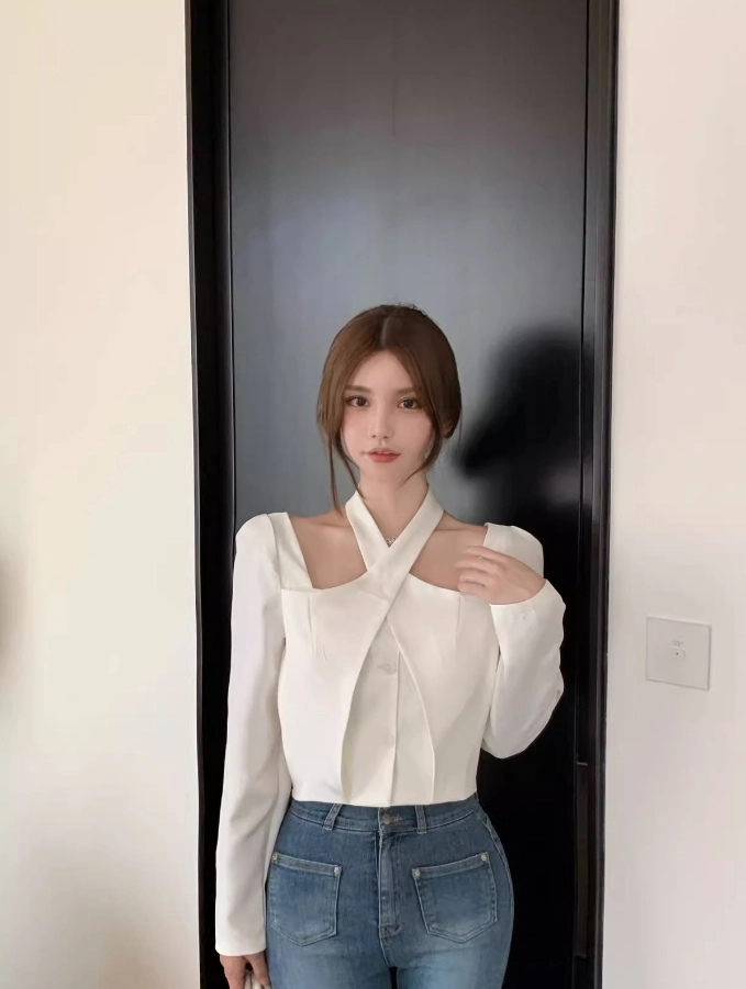 へヨン　HYEON bustier &quot;Luca&quot;   White P・100/2 BROAD RUFFLE DETAIL SHIRT(XS White): power of the