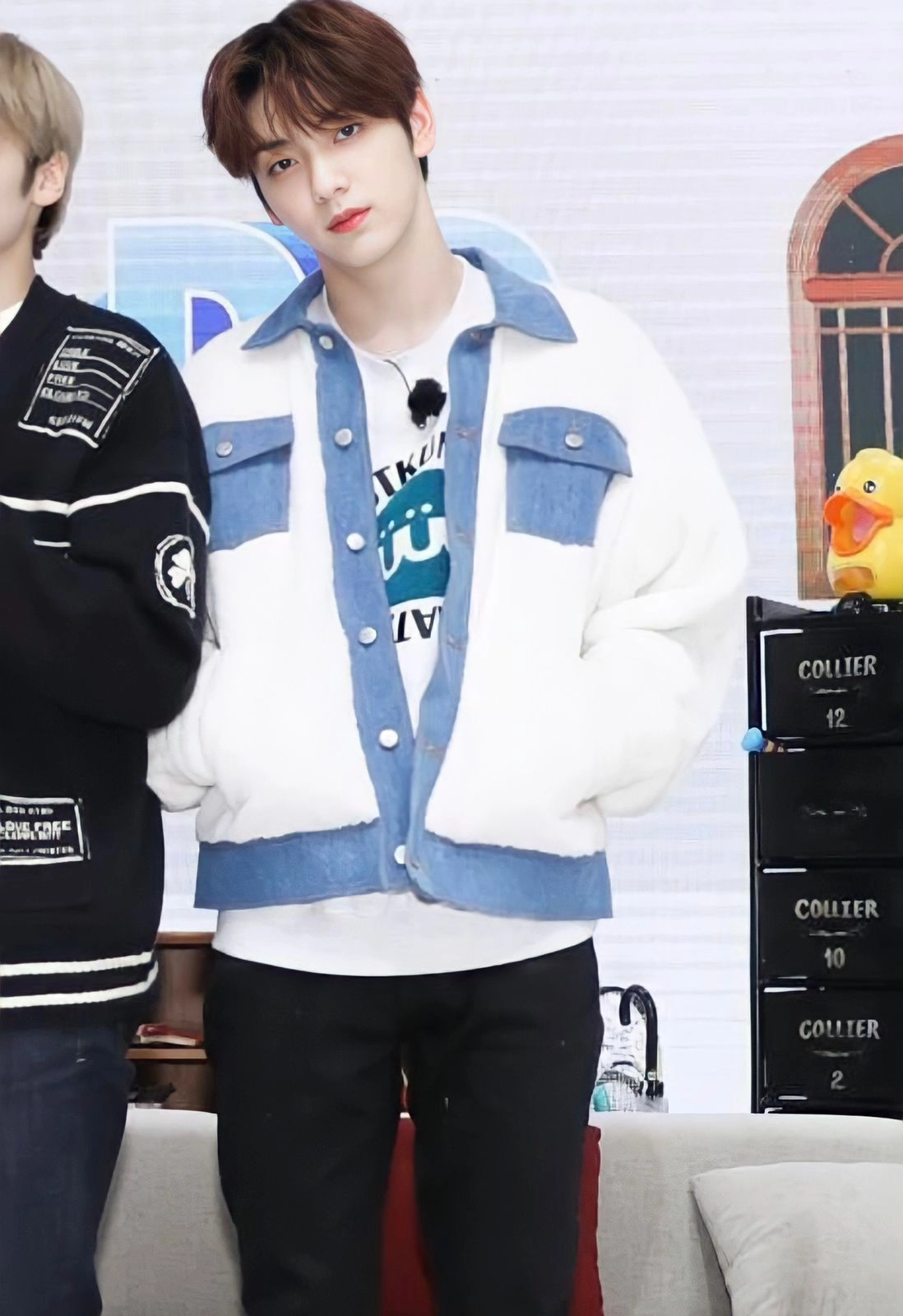 White Collared Jacket With Denim Details | Soobin - TXT - Fashion