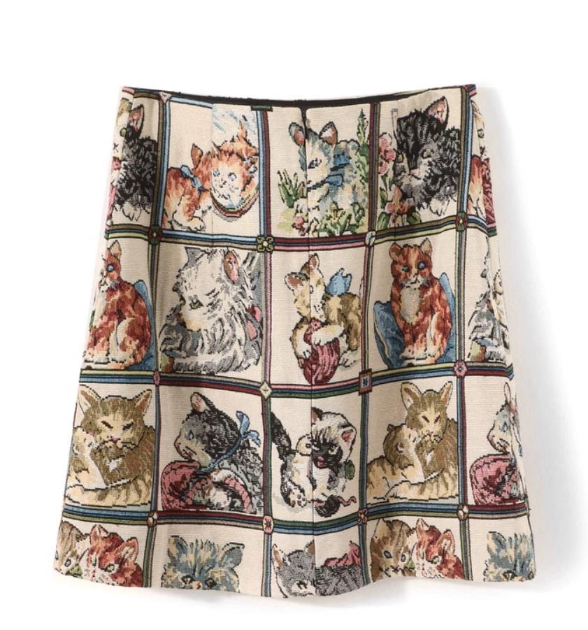 Beige Cats Pattern Mini Skirt | Lisa - BlackPink - Fashion