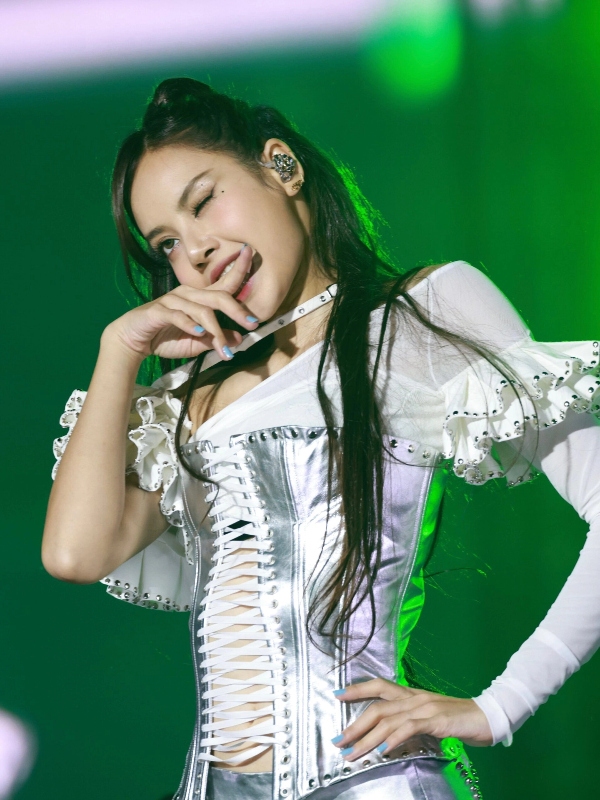 【BLACKPINKリサ着用】Fanci Club/レースアップクロップトップ BLACKPINKリサ着用】Fanci Club/レースアップクロップトップ