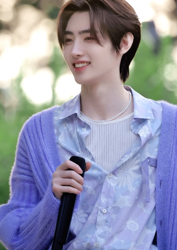 Lilac Floral Summer Shirt | Sunghoon - Enhypen - Fashion Chingu