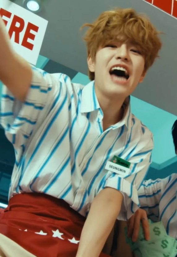 Stray Kids Seungmin ユニフォームシャツ ﾕﾆﾌｫｰﾑｼｬﾂ【Seungmin】・Stray Kids | Sony Music Shop・CD・DVD