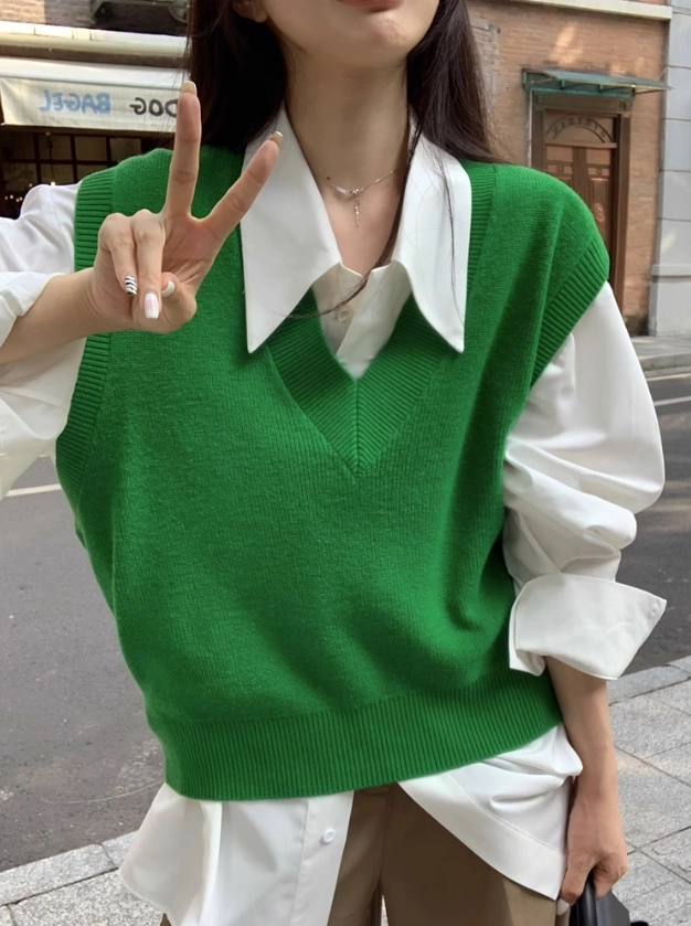★Enhypen SUNGHOON着用★【ACON STUDIO】ETHNIC KNIT VEST Green V-Neck Knit Vest | Sunghoon - Enhypen - Fashion Chingu