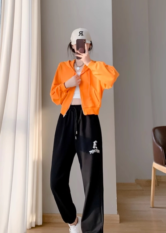 Orange Cropped Zip-Up Hooded Jacket | Hanni - NewJeans - Fashion