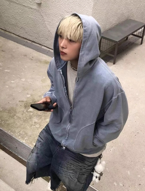 BTSJUNGKOOKピケット Grey Zip-Up Hooded Jacket With Lining Detail | Jungkook