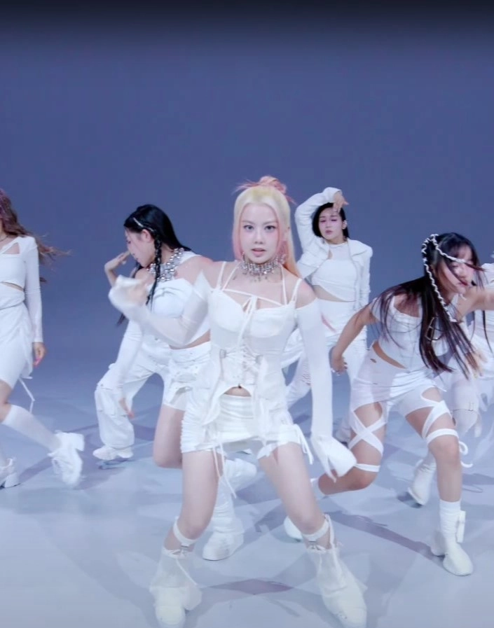 White Buckled Corset Top | Hinata - XG - Fashion Chingu