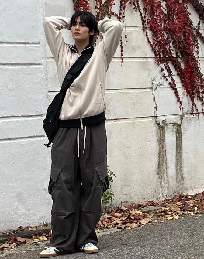 Green Side Pocket Oversized Pants | Jeongin - Stray Kids