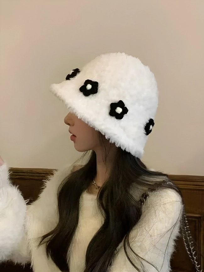 ITZY ユナ着用★送料・関税込★DEW E DEW E★FLOWER BUCKET HAT ITZY ユナ着用☆送料・関税込☆DEW E DEW E☆FLOWER BUCKET HAT