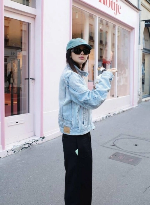 Blue Biker Style Denim Jacket | Lisa - BlackPink