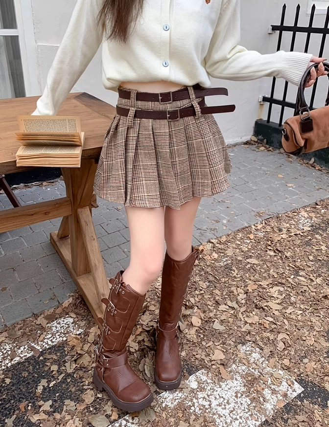 Brown Plaid Pleated Skirt With Double Belt Slots | Wendy