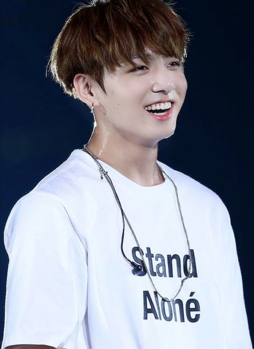 ☆BTS 着用/人気☆A NOTHING☆ VELVET TURTLE-NECK TEE☆ btsジョングク着用 DROP-SHOULDER VELVET TURTLE-NECK TEE Tシャツ