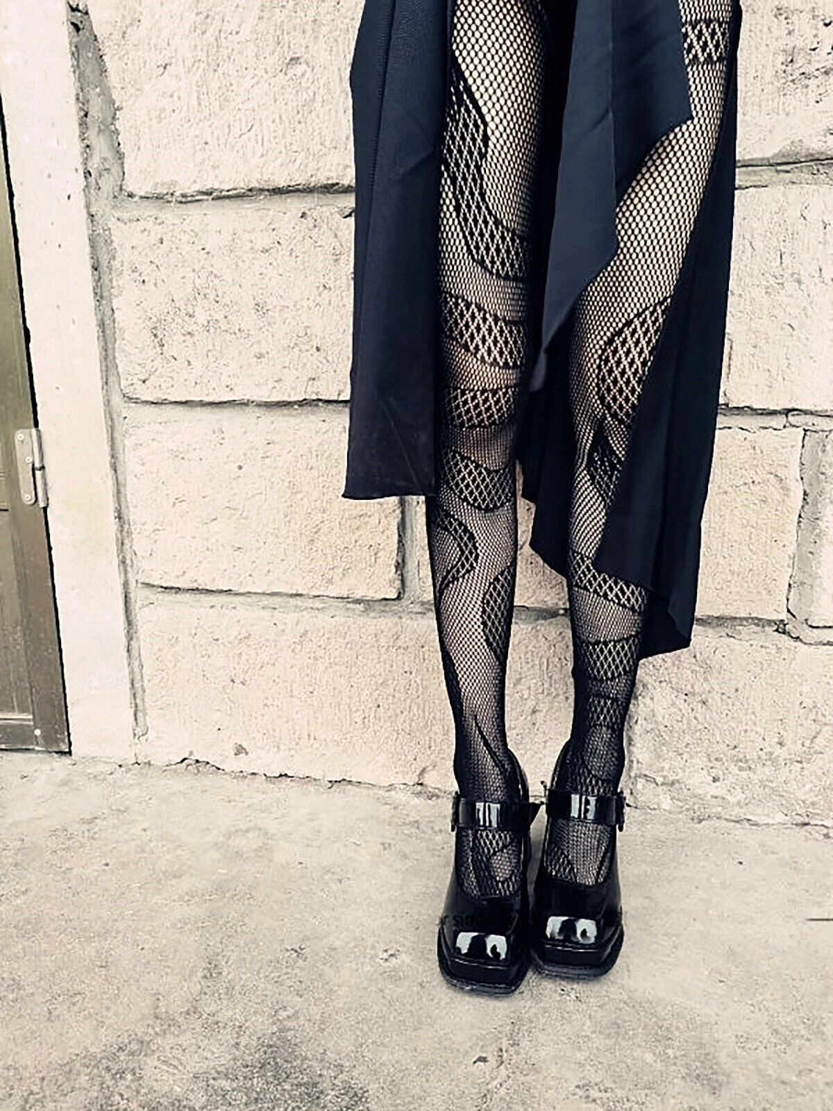 タイツ・ソックス [2000 Archives] YEAR OF SNAKE TIGHTS : 3color leg-avenue-snake-tights-