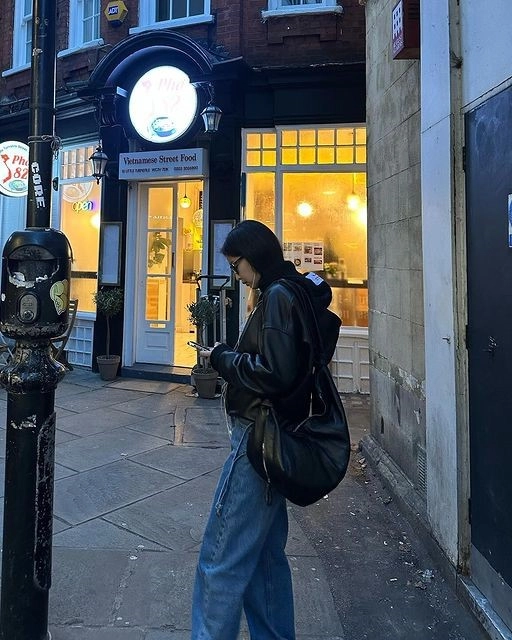 BLACKPINK ジェニ愛用★NIEEH★韓国★送料込★SQUARE BAG MINI BLACKPINK ジェニ愛用☆NIEEH☆韓国☆送料込☆SQUARE BAG MINI