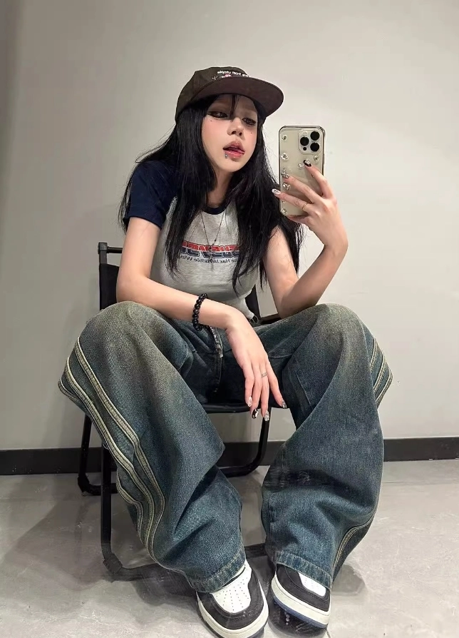【in a row】Shio Oblique-Line Wide Denim Blue Striped Wide Leg Jeans | Winter - Aespa - Fashion Chingu