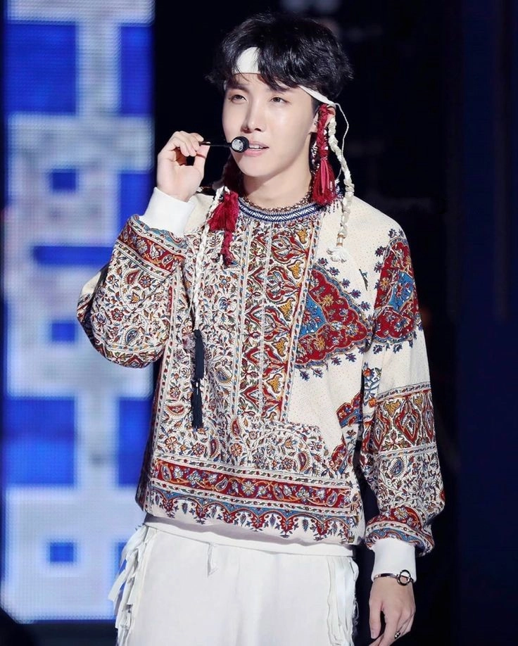 White And Red Floral Paisley Sweater J-Hope BTS Fashion Chingu