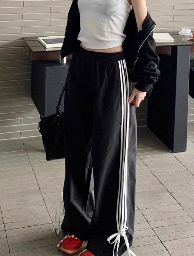 Black Side Bow Stripes Casual Pants | Kazuha - Le Sserafim
