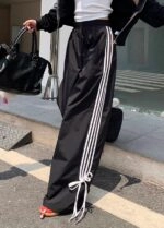 Black Side Bow Stripes Casual Pants | Kazuha - Le Sserafim