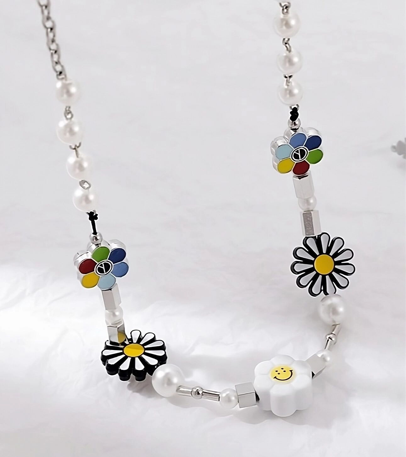 ATEEZ ⑧ Multicolored Flower Necklace | Hongjoong - ATEEZ - Fashion