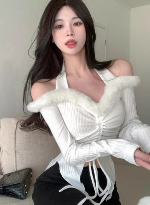 White Fur Off-Shoulder Drawstring Top | Karina - Aespa