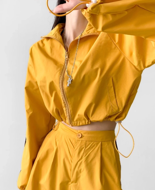 Yellow Windbreaker Crop Jacket | Chung Ha - Fashion Chingu