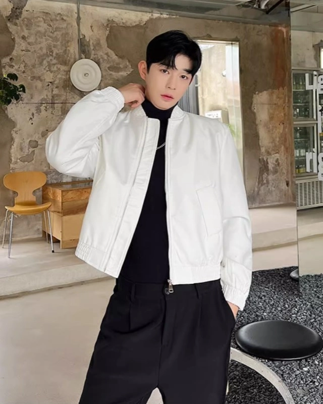 【新品】BTS JUNGKOOK BOMBER JACKET 公式品 ジョングク White Chic Bomber Jacket | Jungkook - BTS - Fashion Chingu