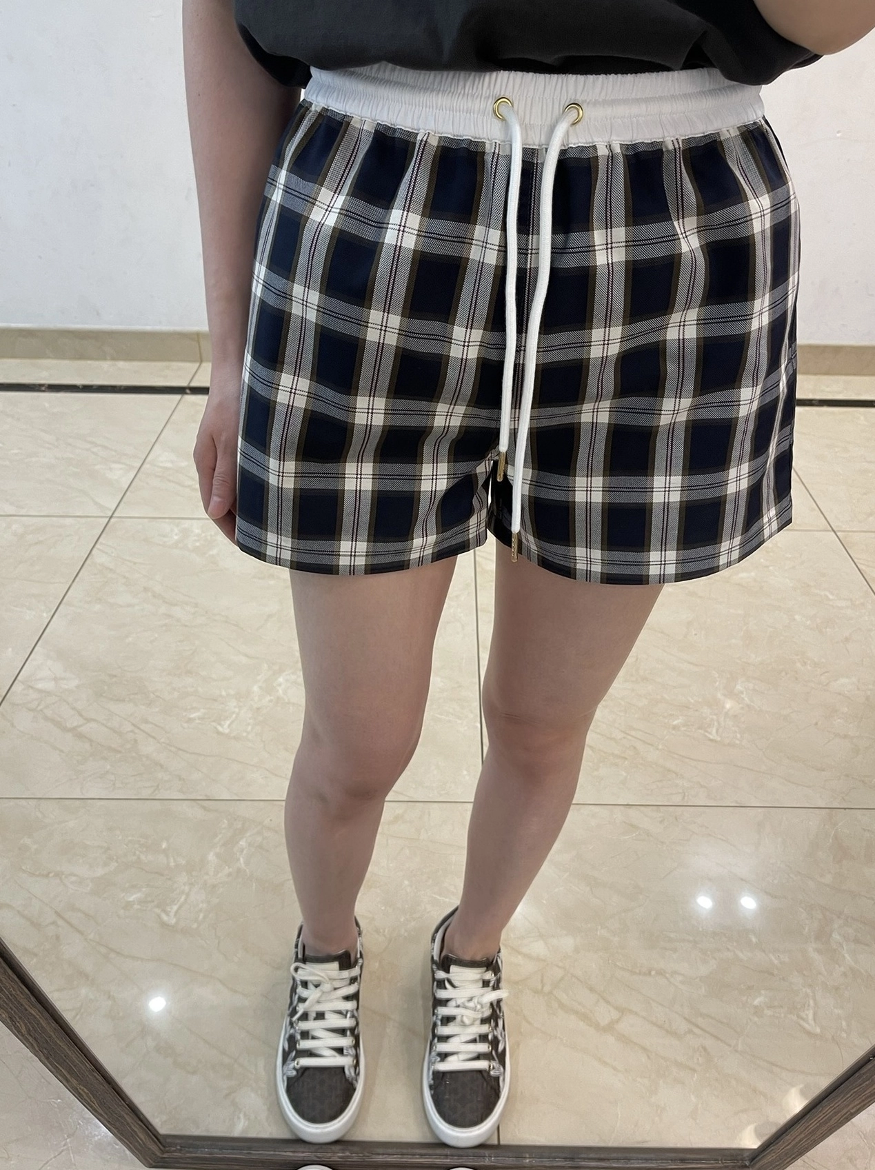 Black Plaid Garterized Shorts | Danielle - NewJeans - Fashion Chingu