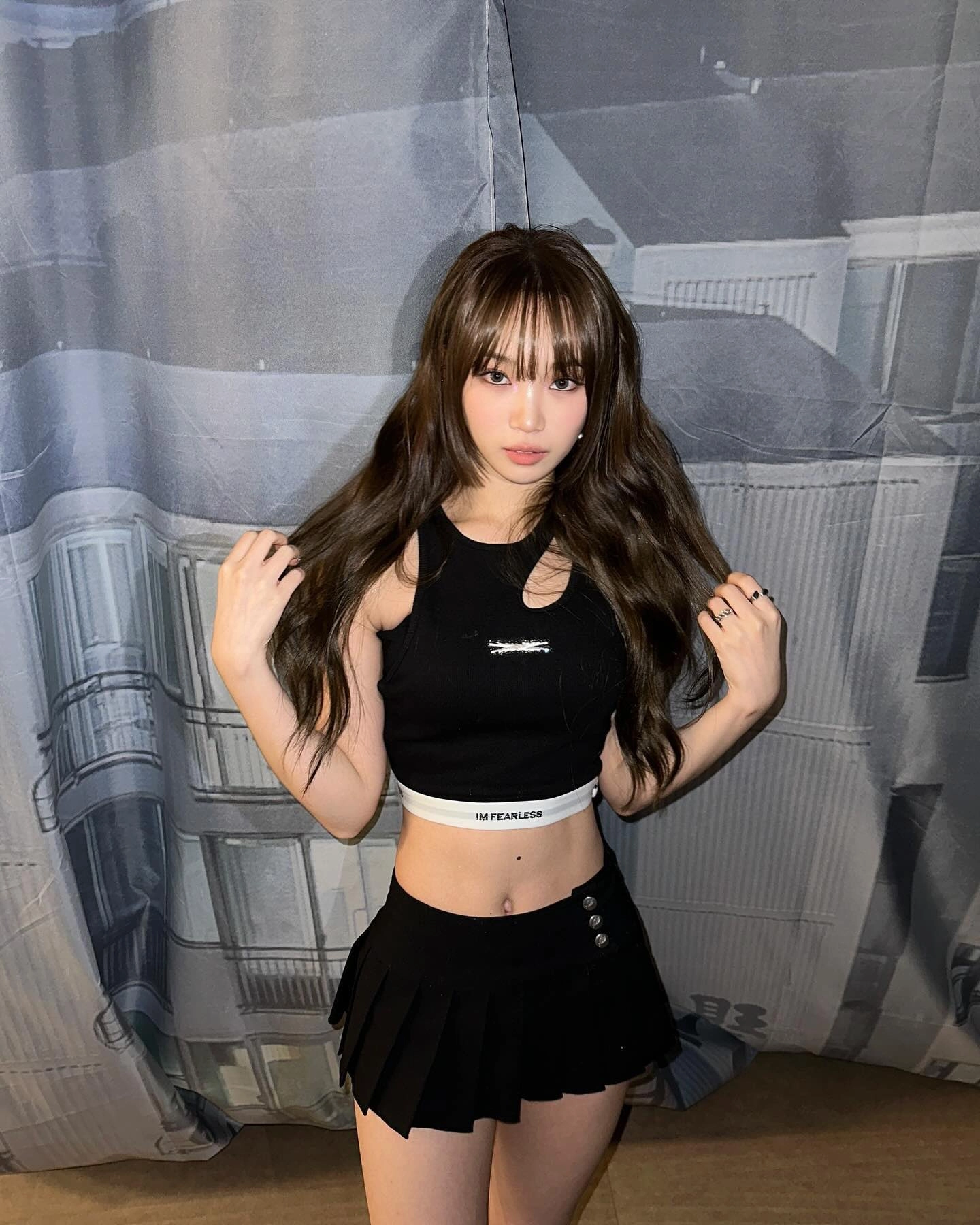 Black Triple Buttoned Pleated Mini Skirt Chaewon Le Sserafim