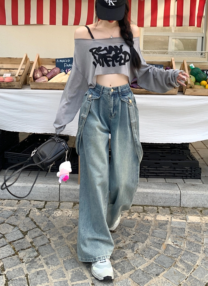 【EEUN】Sleek City Denim Blue Straight Cut Denim Jeans With Suspenders | Yeji - ITZY
