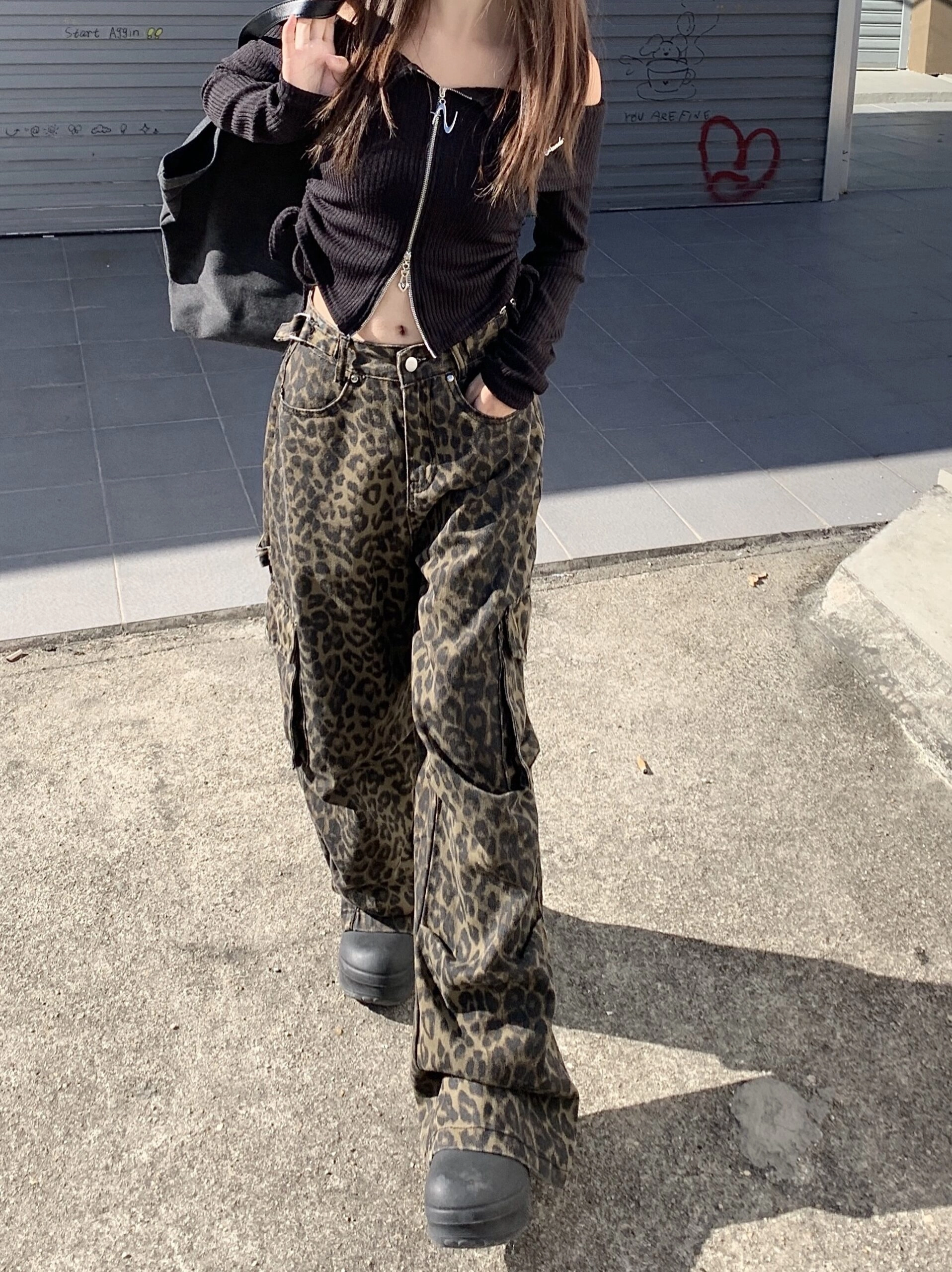 【CHERRYQUIRI】leopard lace cargo pt ♥brown Brown Leopard Print Cargo Pants | Chaeryeong - ITZY