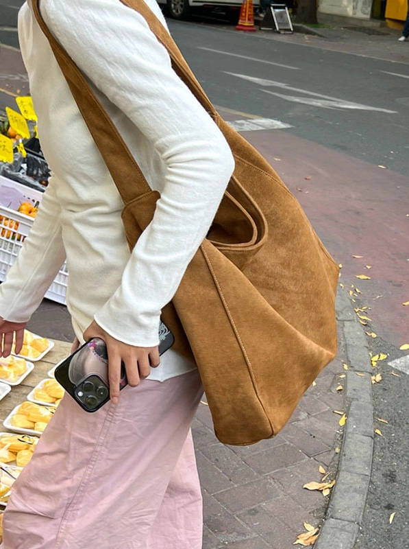 ★Siyazu★ SIAC3062 Suede Rose Bag_Brown Official] SIYAZU | MUSINSA