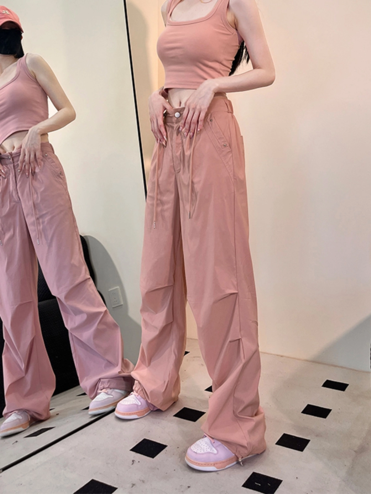 【Anyone more】Stray Pink Wide Pants Pink Pleated Straight Cut Pants | Hyunjin - StrayKids