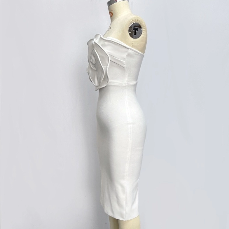 韓国ファッション [YOUHEE] FLOWER POINT OFF SHOULDER DRESS l_p0207121822.jpg