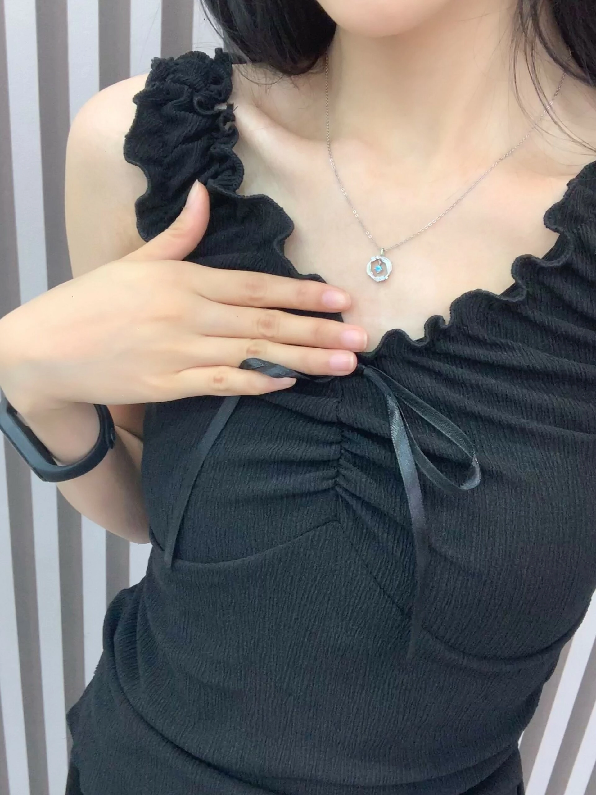 Black Lettuce Edge Ribbon Sleeveless Top | Asa - BabyMonster
