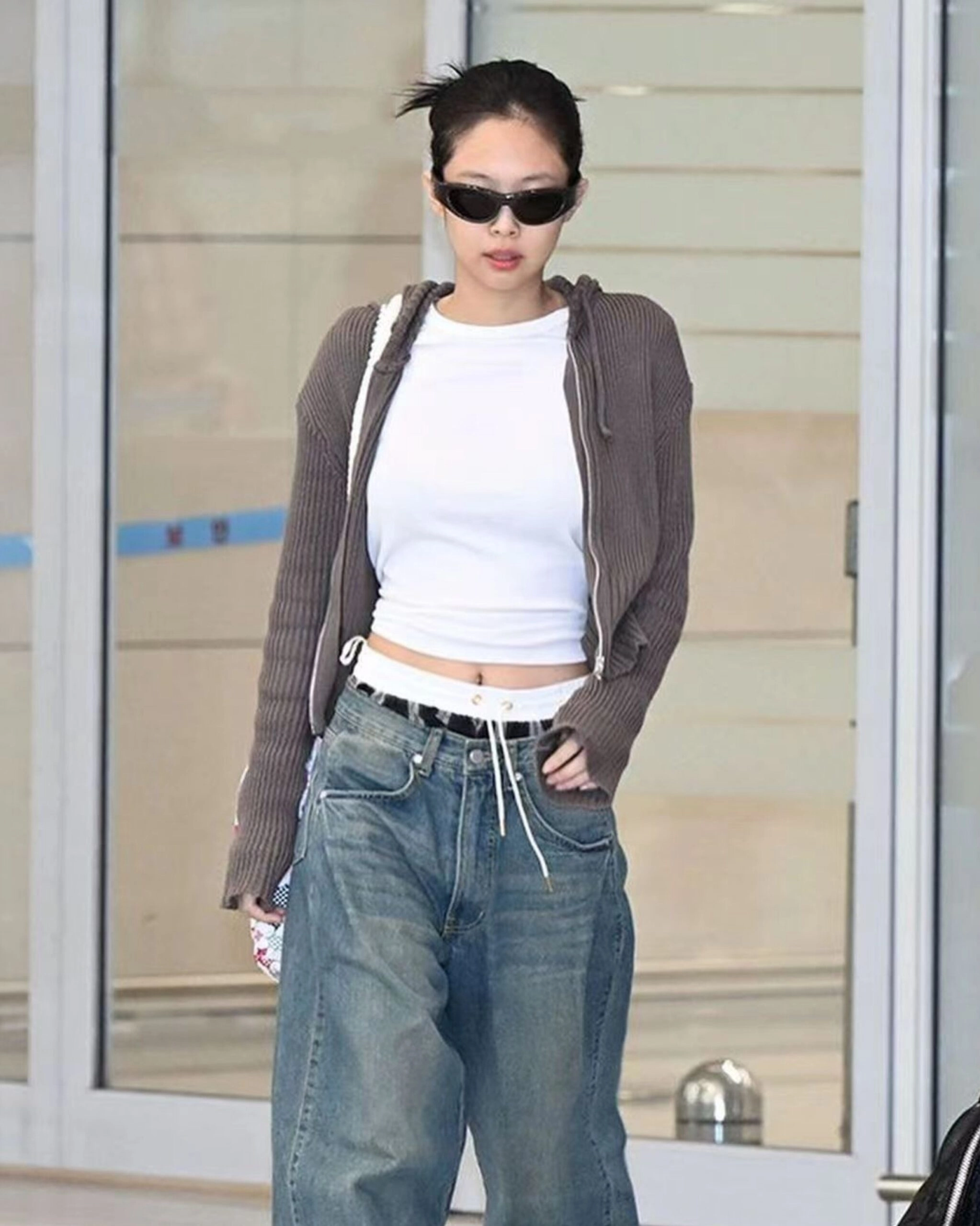 R13 Crossover Jeans Leytonblack jennie着用 R13 | Crossover Straight Leg Jeans | Women | Lane Crawford