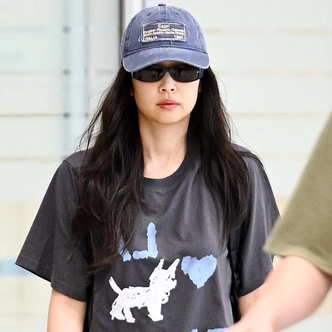 BLACKPINK JENNIE Tシャツ X-LARGE JENNIE BLACKPINK XLサイズ Tシャツ｜Yahoo!フリマ（旧PayPay