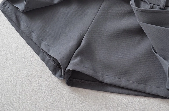 ★韓国人気★Loulouseoul★Pomona Skirt Campus Flare Plated Skirt – TWO L