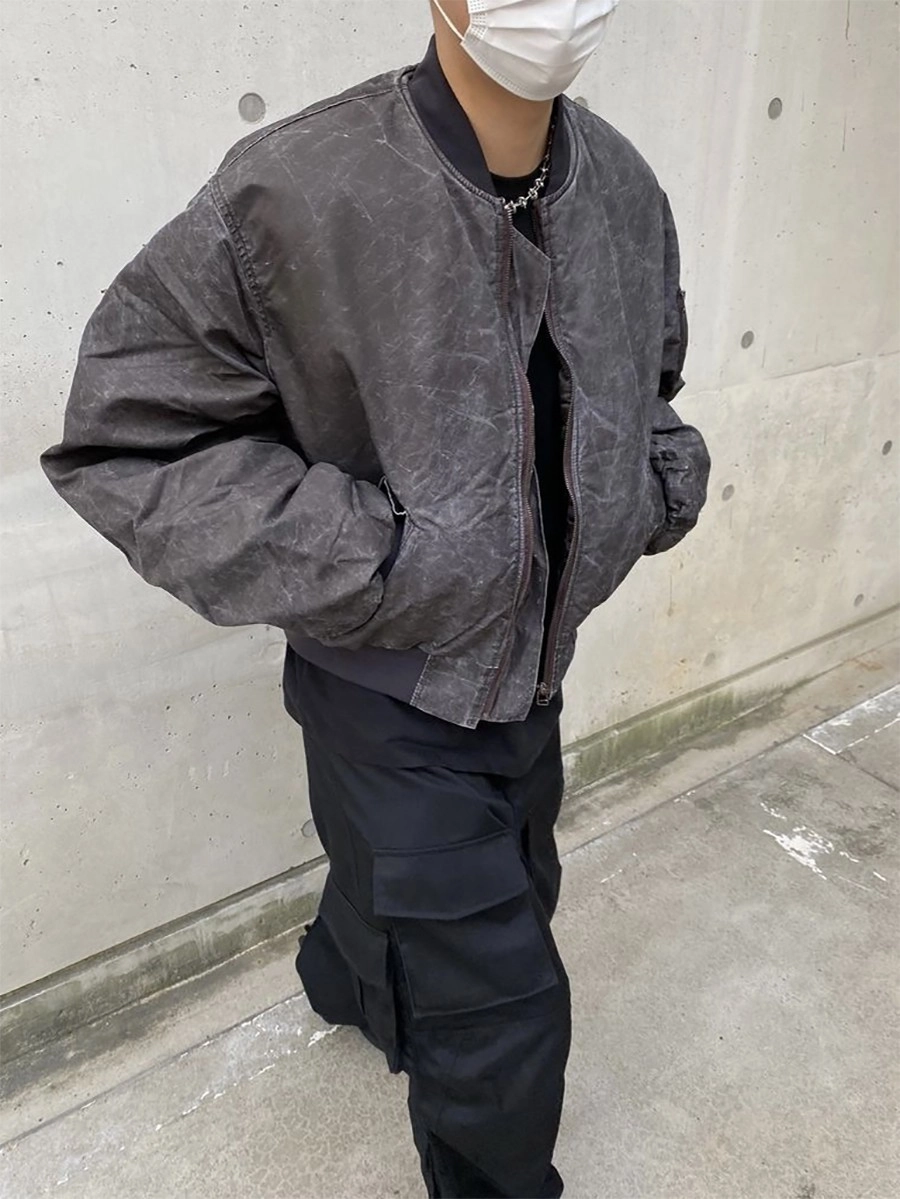 ★OY★DOUBLE PLEATS BOMBER JACKET-GREY★正規品/韓国直送料込 Grey Washed Zip-Up Bomber Jacket | Doyoung - Treasure