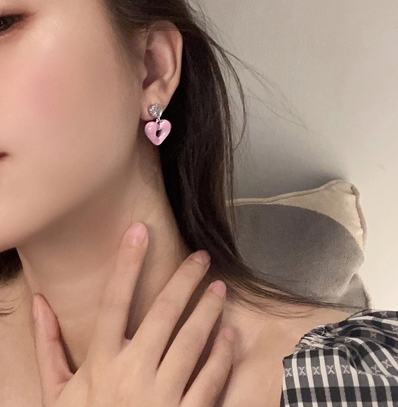Pink Heart Dangling Earrings | Irene - Red Velvet - Fashion